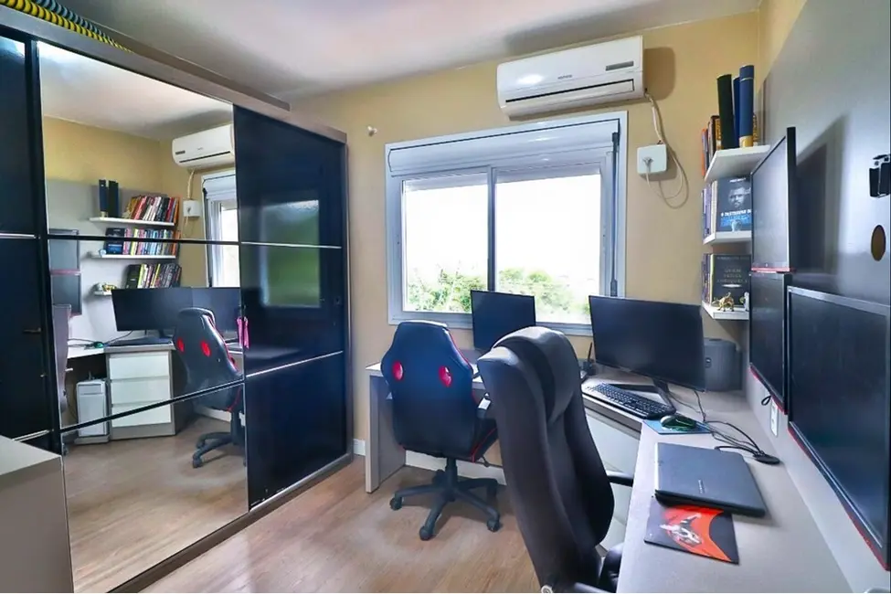 Foto 7 de Casa de Condomínio com 3 quartos à venda, 230m2 em Mário Quintana, Porto Alegre - RS