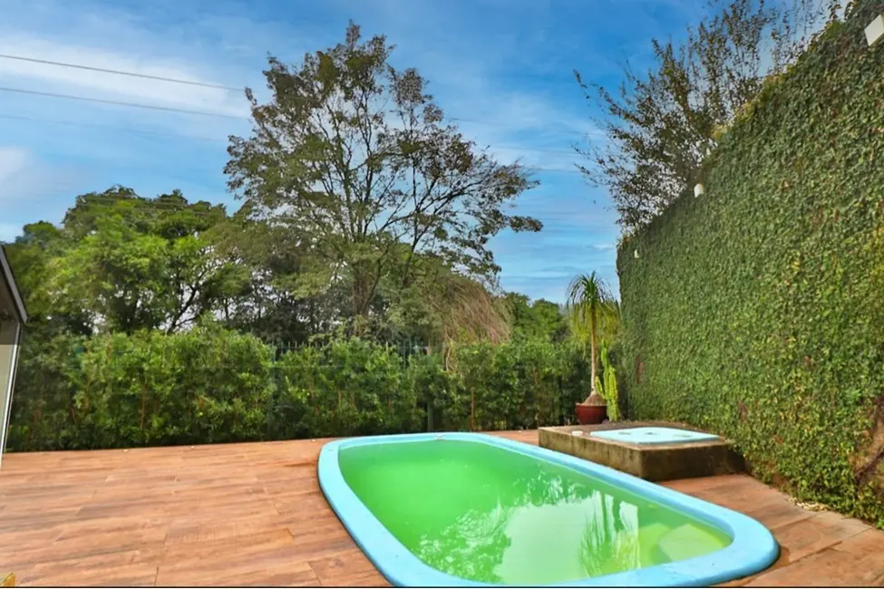 Foto 2 de Casa de Condomínio com 3 quartos à venda, 230m2 em Mário Quintana, Porto Alegre - RS