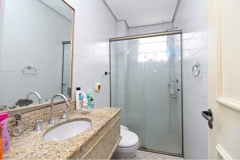 Foto 2 de Apartamento com 2 quartos à venda, 52m2 em Glória, Porto Alegre - RS