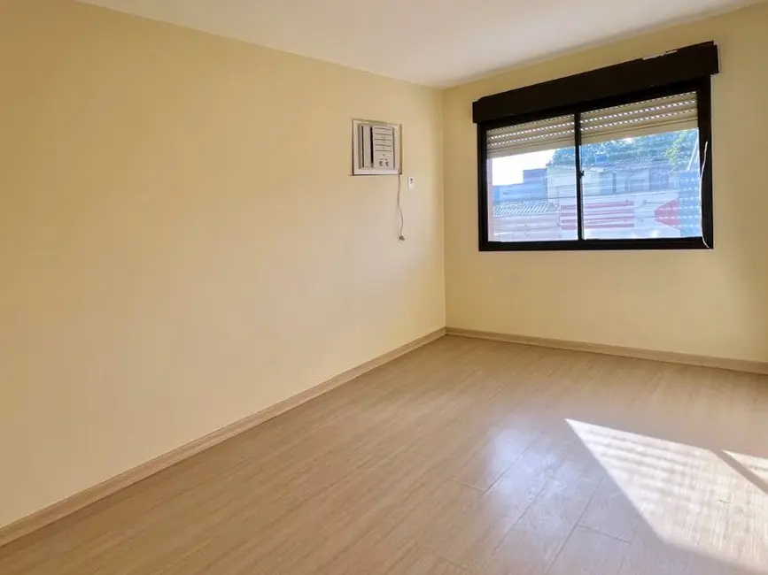 Foto 2 de Apartamento com 2 quartos à venda, 75m2 em Centro, Pelotas - RS