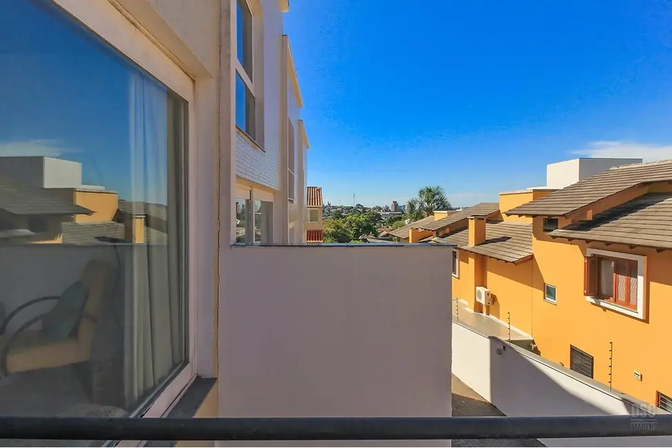 Foto 3 de Casa de Condomínio com 3 quartos à venda, 153m2 em Vila Conceição, Porto Alegre - RS