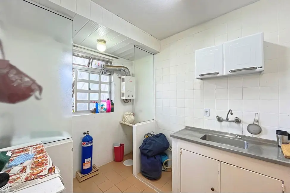 Foto 2 de Apartamento com 1 quarto à venda, 38m2 em Santo Antônio, Porto Alegre - RS