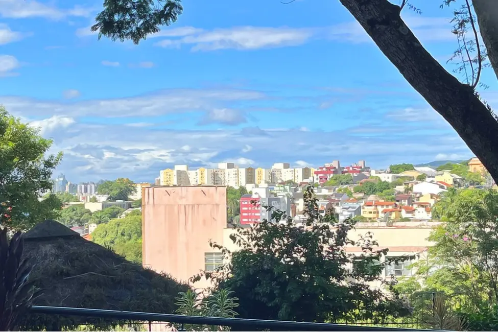 Foto 5 de Apartamento com 1 quarto à venda, 38m2 em Santo Antônio, Porto Alegre - RS