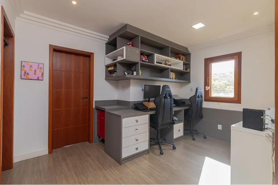 Foto 2 de Casa de Condomínio com 3 quartos à venda, 261m2 em Passo das Pedras, Porto Alegre - RS