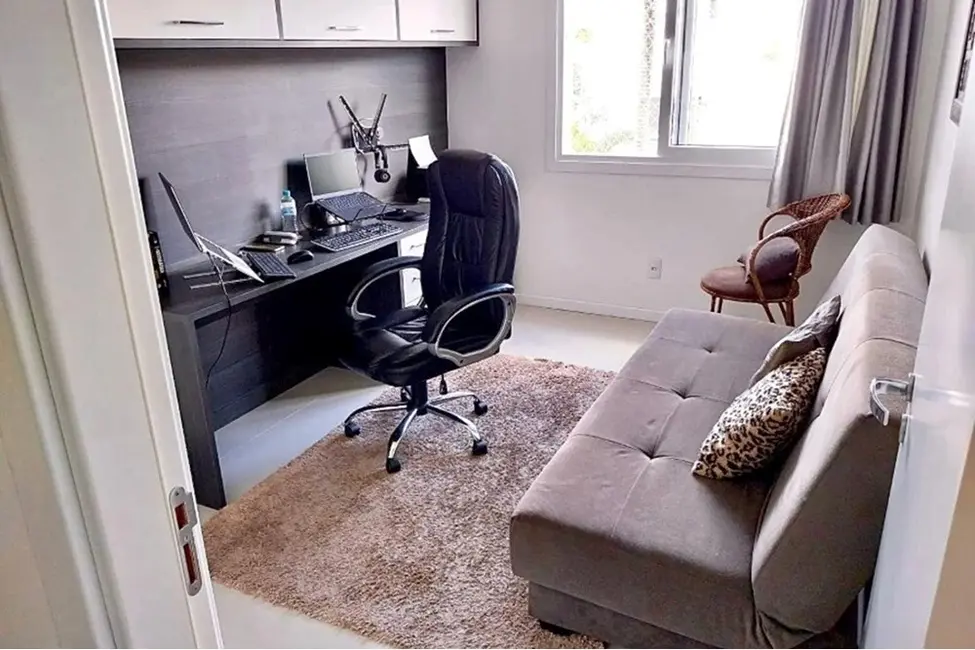 Apartamento com 3 quartos à venda, 113m2 em Marechal Rondon, Canoas - RS - imagem 8 Foto 8 de Apartamento com 3 quartos à venda, 113m2 em Marechal Rondon, Canoas - RS