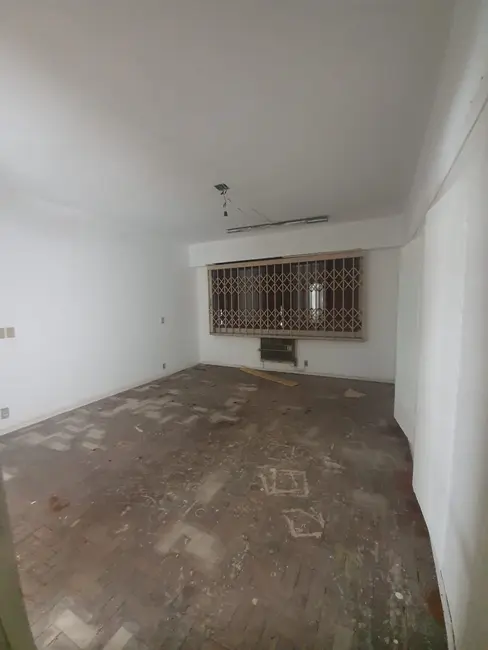 Casa com 2 quartos à venda, 142m2 em Três Figueiras, Porto Alegre - RS - imagem 6 Foto 6 de Casa com 2 quartos à venda, 142m2 em Três Figueiras, Porto Alegre - RS