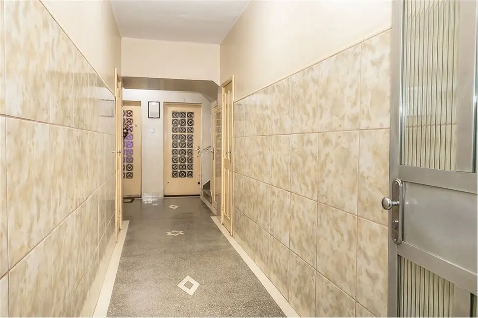 Apartamento com 3 quartos à venda, 113m2 em Menino Deus, Porto Alegre - RS - imagem 4 Foto 4 de Apartamento com 3 quartos à venda, 113m2 em Menino Deus, Porto Alegre - RS