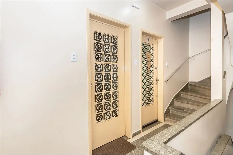Apartamento com 3 quartos à venda, 113m2 em Menino Deus, Porto Alegre - RS - imagem 7 Foto 7 de Apartamento com 3 quartos à venda, 113m2 em Menino Deus, Porto Alegre - RS