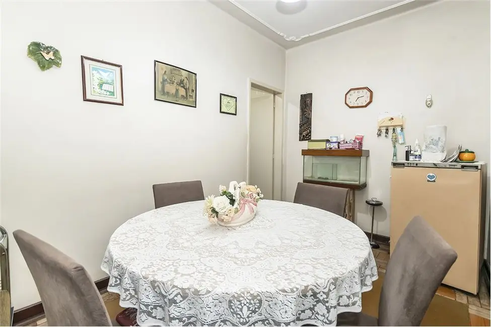 Apartamento com 3 quartos à venda, 113m2 em Menino Deus, Porto Alegre - RS - imagem 2 Foto 2 de Apartamento com 3 quartos à venda, 113m2 em Menino Deus, Porto Alegre - RS