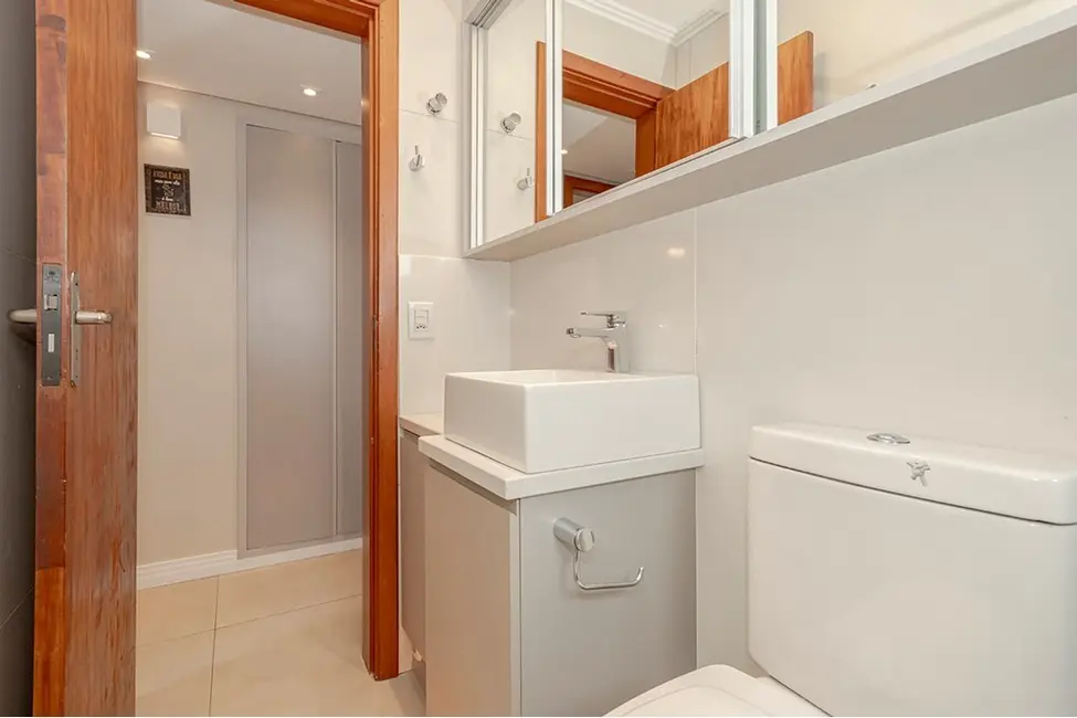 Cobertura com 3 quartos à venda, 180m2 em Santa Cecília, Porto Alegre - RS - imagem 8 Foto 8 de Cobertura com 3 quartos à venda, 180m2 em Santa Cecília, Porto Alegre - RS