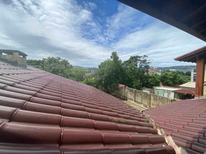 Foto 5 de Casa com 3 quartos à venda, 293m2 em Jardim do Salso, Porto Alegre - RS