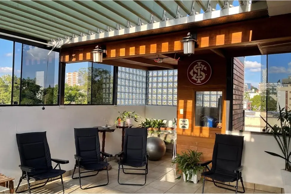 Foto 4 de Cobertura com 3 quartos à venda, 245m2 em Passo da Areia, Porto Alegre - RS