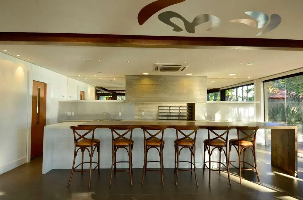 Casa de Condomínio com 5 quartos à venda, 458m2 em Pedra Redonda, Porto Alegre - RS - imagem 8 Foto 8 de Casa de Condomínio com 5 quartos à venda, 458m2 em Pedra Redonda, Porto Alegre - RS