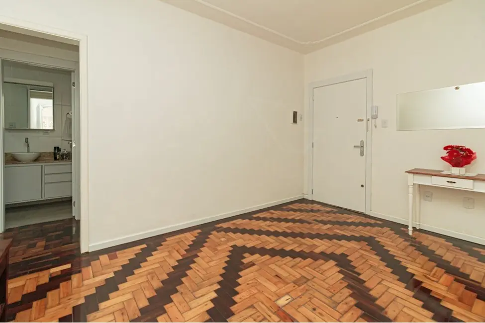 Apartamento com 2 quartos à venda, 60m2 em Praia de Belas, Porto Alegre - RS - imagem 8 Foto 8 de Apartamento com 2 quartos à venda, 60m2 em Praia de Belas, Porto Alegre - RS