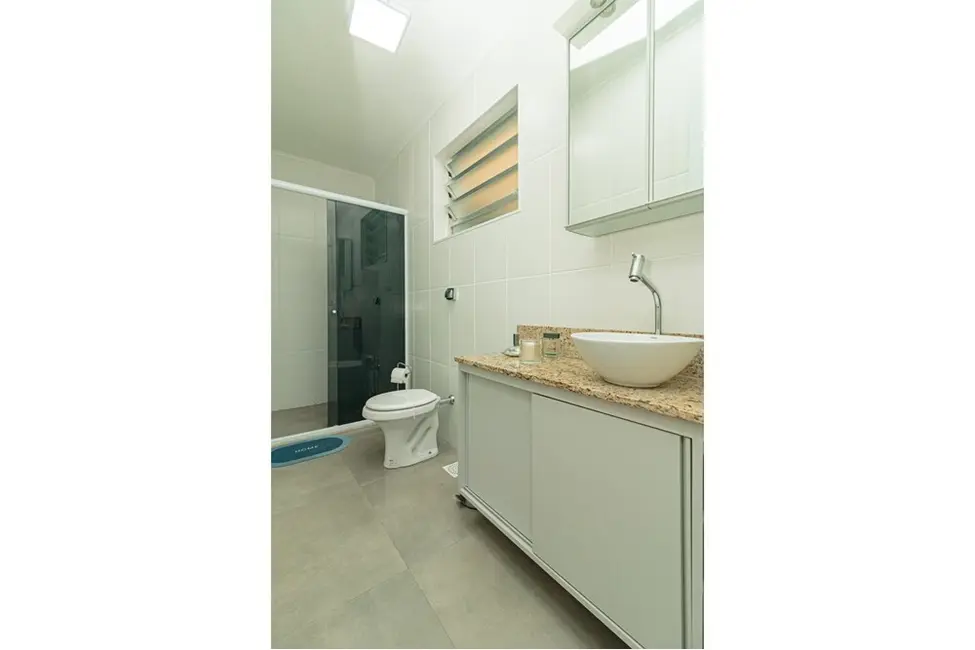 Apartamento com 2 quartos à venda, 60m2 em Praia de Belas, Porto Alegre - RS - imagem 5 Foto 5 de Apartamento com 2 quartos à venda, 60m2 em Praia de Belas, Porto Alegre - RS