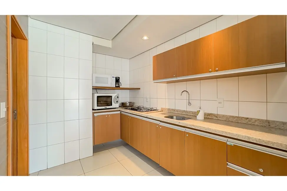 Foto 6 de Apartamento com 3 quartos à venda, 89m2 em Passo da Areia, Porto Alegre - RS