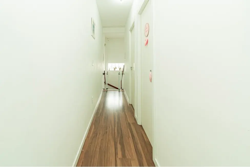 Casa com 2 quartos à venda, 78m2 em Jardim Carvalho, Porto Alegre - RS - imagem 9 Foto 9 de Casa com 2 quartos à venda, 78m2 em Jardim Carvalho, Porto Alegre - RS