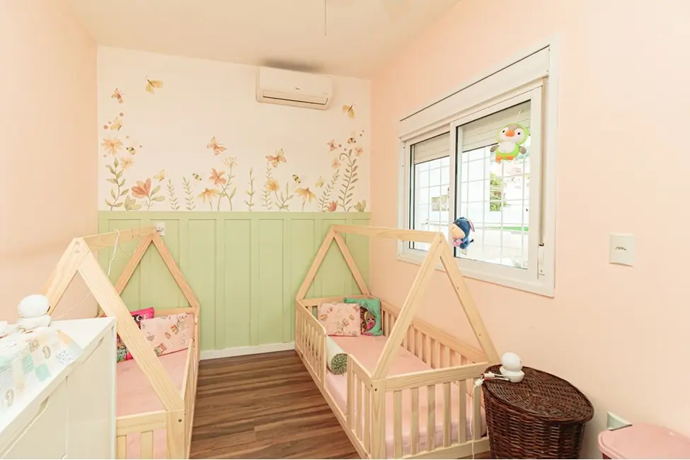 Casa com 2 quartos à venda, 78m2 em Jardim Carvalho, Porto Alegre - RS - imagem 3 Foto 3 de Casa com 2 quartos à venda, 78m2 em Jardim Carvalho, Porto Alegre - RS