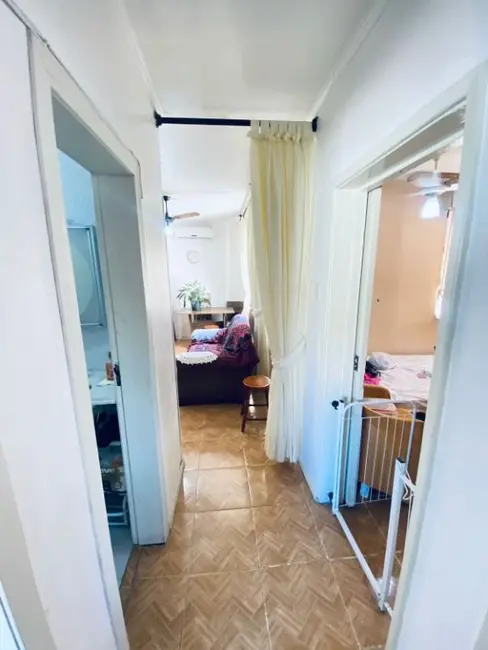 Foto 9 de Apartamento com 3 quartos à venda, 60m2 em Santo Antônio, Porto Alegre - RS