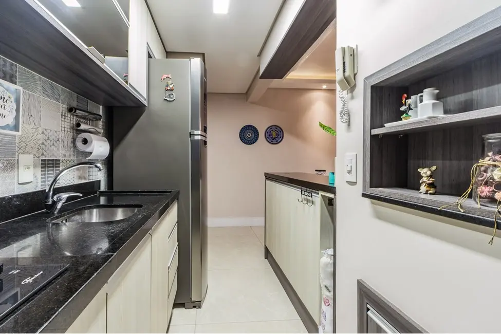 Foto 5 de Apartamento com 3 quartos à venda, 74m2 em Rio Branco, Porto Alegre - RS