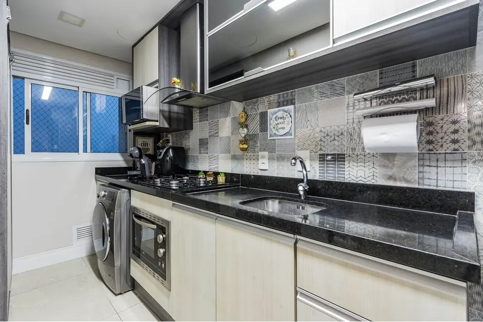 Foto 4 de Apartamento com 3 quartos à venda, 74m2 em Rio Branco, Porto Alegre - RS