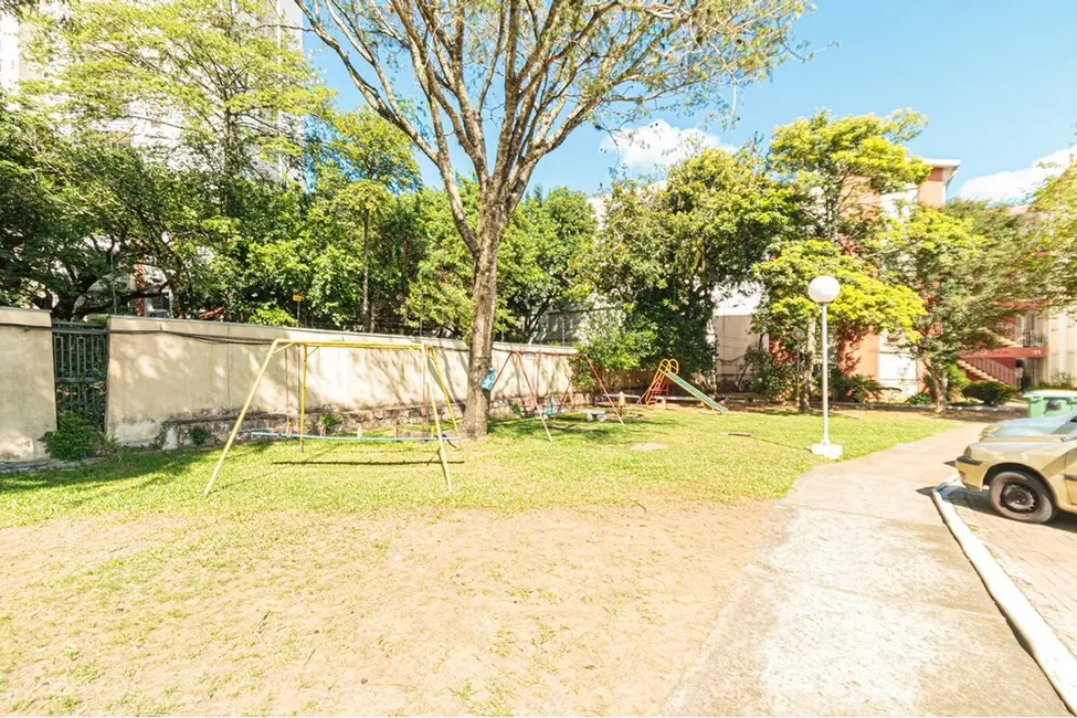 Apartamento com 3 quartos à venda, 64m2 em Higienópolis, Porto Alegre - RS - imagem 4 Foto 4 de Apartamento com 3 quartos à venda, 64m2 em Higienópolis, Porto Alegre - RS