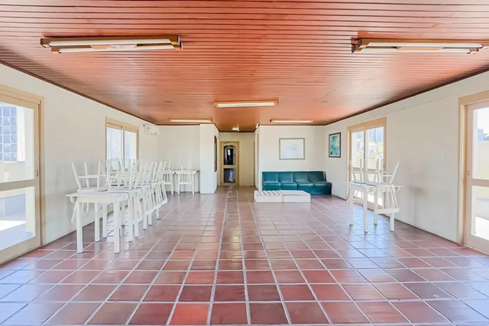 Apartamento com 1 quarto à venda, 41m2 em Santa Cecília, Porto Alegre - RS - imagem 8 Foto 8 de Apartamento com 1 quarto à venda, 41m2 em Santa Cecília, Porto Alegre - RS