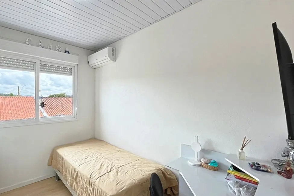 Foto 6 de Casa com 3 quartos à venda, 144m2 em Hípica, Porto Alegre - RS