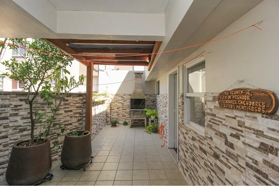 Apartamento com 2 quartos à venda, 128m2 em Centro Histórico, Porto Alegre - RS - imagem 8 Foto 8 de Apartamento com 2 quartos à venda, 128m2 em Centro Histórico, Porto Alegre - RS