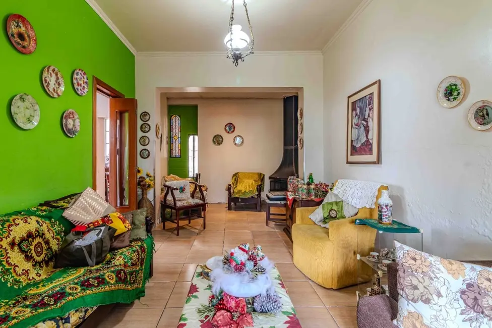 Casa com 4 quartos à venda, 250m2 em São João, Porto Alegre - RS - imagem 8 Foto 8 de Casa com 4 quartos à venda, 250m2 em São João, Porto Alegre - RS