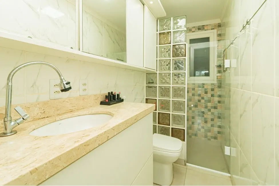 Foto 9 de Apartamento com 2 quartos à venda, 89m2 em Azenha, Porto Alegre - RS