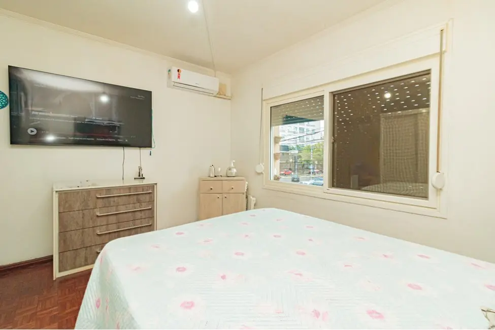 Foto 7 de Apartamento com 2 quartos à venda, 89m2 em Azenha, Porto Alegre - RS