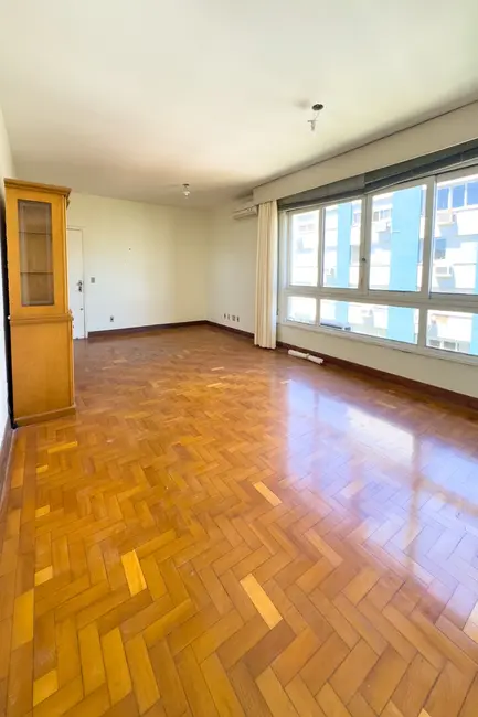 Apartamento com 3 quartos à venda, 100m2 em Farroupilha, Porto Alegre - RS - imagem 4 Foto 4 de Apartamento com 3 quartos à venda, 100m2 em Farroupilha, Porto Alegre - RS