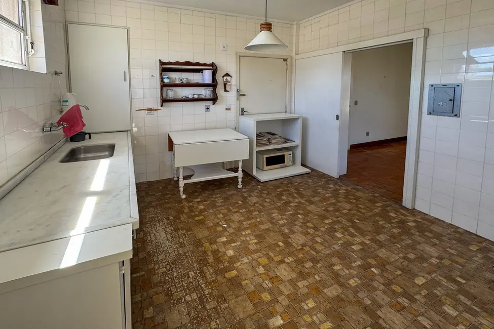 Apartamento com 3 quartos à venda, 100m2 em Farroupilha, Porto Alegre - RS - imagem 6 Foto 6 de Apartamento com 3 quartos à venda, 100m2 em Farroupilha, Porto Alegre - RS