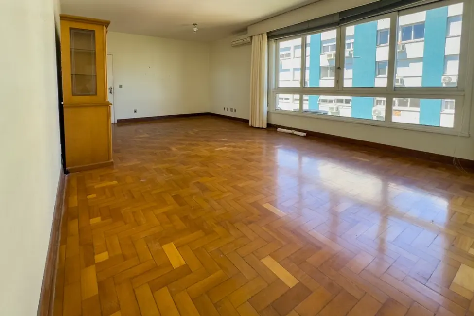 Apartamento com 3 quartos à venda, 100m2 em Farroupilha, Porto Alegre - RS - imagem 3 Foto 3 de Apartamento com 3 quartos à venda, 100m2 em Farroupilha, Porto Alegre - RS