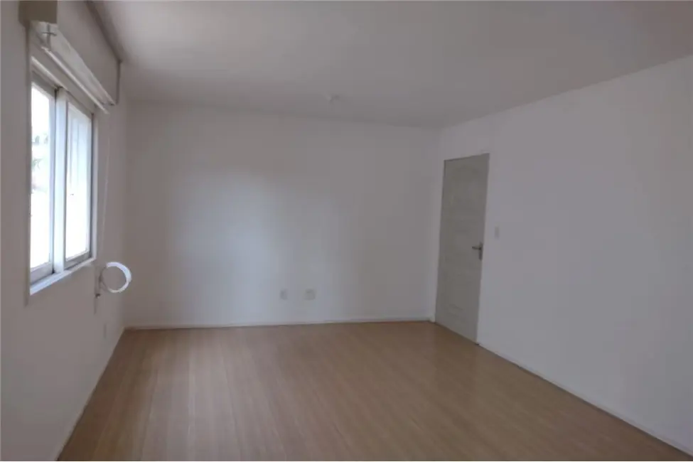 Foto 2 de Apartamento com 1 quarto à venda, 26m2 em Santo Antônio, Porto Alegre - RS