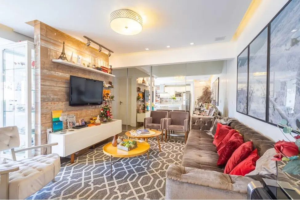 Apartamento com 3 quartos à venda, 72m2 em Chácara das Pedras, Porto Alegre - RS - imagem 1 Foto 1 de Apartamento com 3 quartos à venda, 72m2 em Chácara das Pedras, Porto Alegre - RS