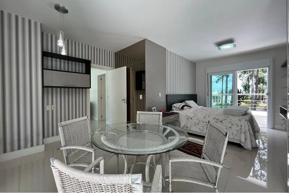 Foto 4 de Casa de Condomínio com 4 quartos à venda, 405m2 em Xangri-lá - RS