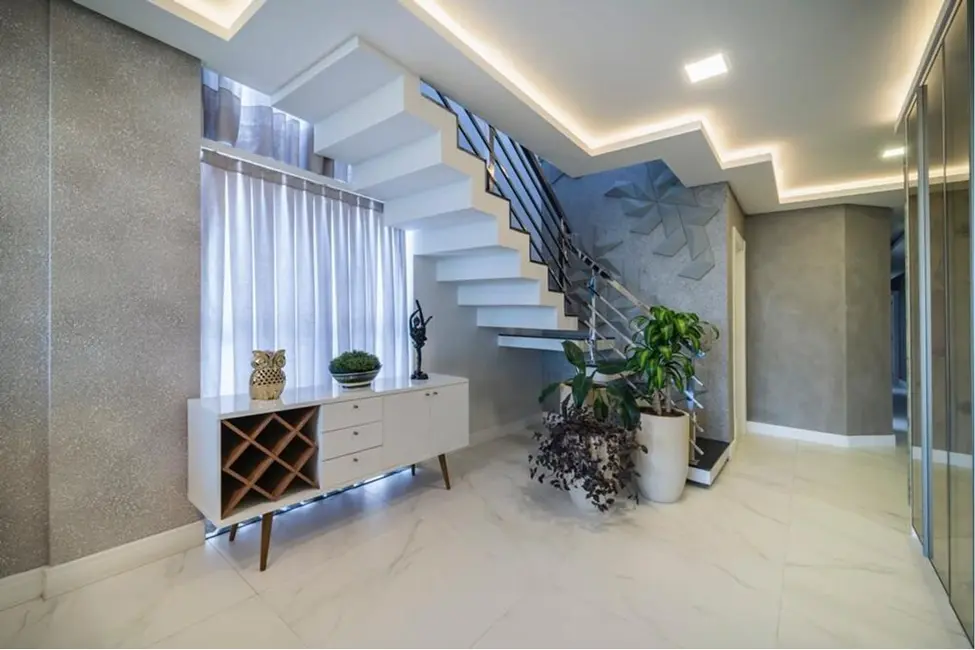 Foto 7 de Apartamento com 3 quartos à venda, 199m2 em Bombinhas - SC