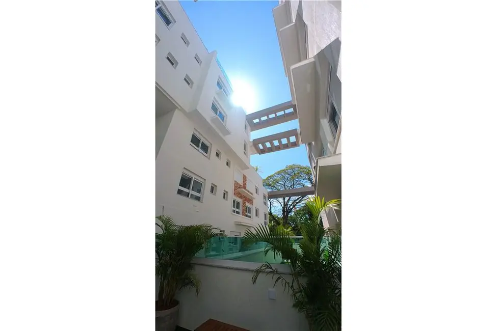 Apartamento com 3 quartos à venda, 92m2 em Menino Deus, Porto Alegre - RS - imagem 7 Foto 7 de Apartamento com 3 quartos à venda, 92m2 em Menino Deus, Porto Alegre - RS