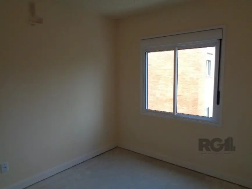 Foto 2 de Apartamento com 2 quartos à venda, 69m2 em Jardim Sabará, Porto Alegre - RS