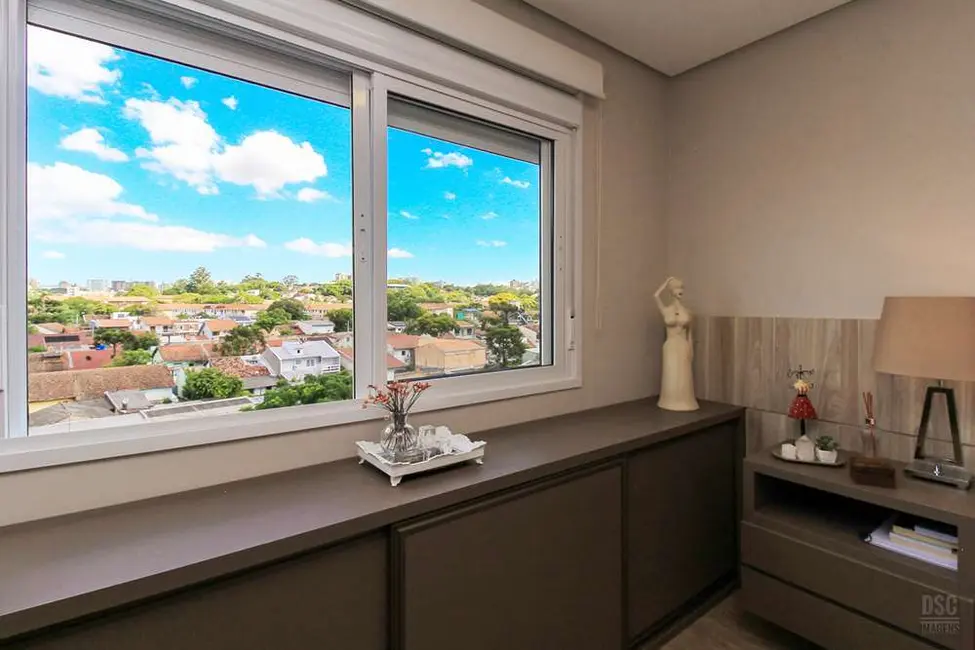 Foto 4 de Apartamento com 2 quartos à venda, 70m2 em Santa Maria Goretti, Porto Alegre - RS