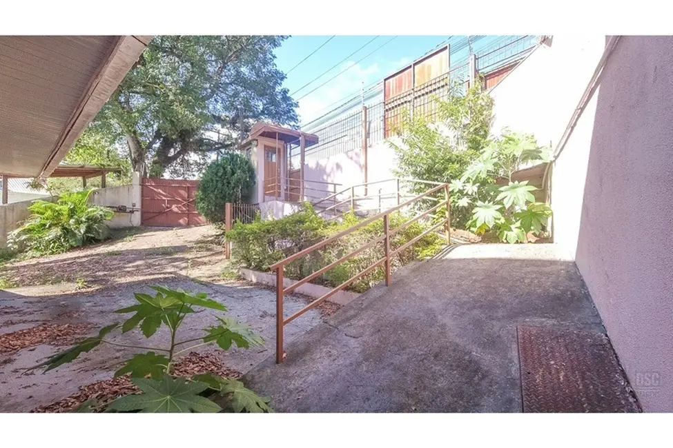 Casa com 8 quartos à venda, 1278m2 em Glória, Porto Alegre - RS - imagem 3 Foto 3 de Casa com 8 quartos à venda, 1278m2 em Glória, Porto Alegre - RS