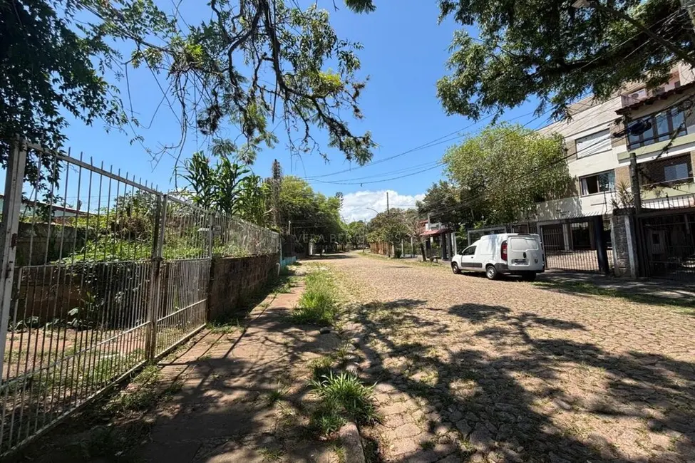 Foto 2 de Terreno / Lote à venda, 396m2 em Ipanema, Porto Alegre - RS