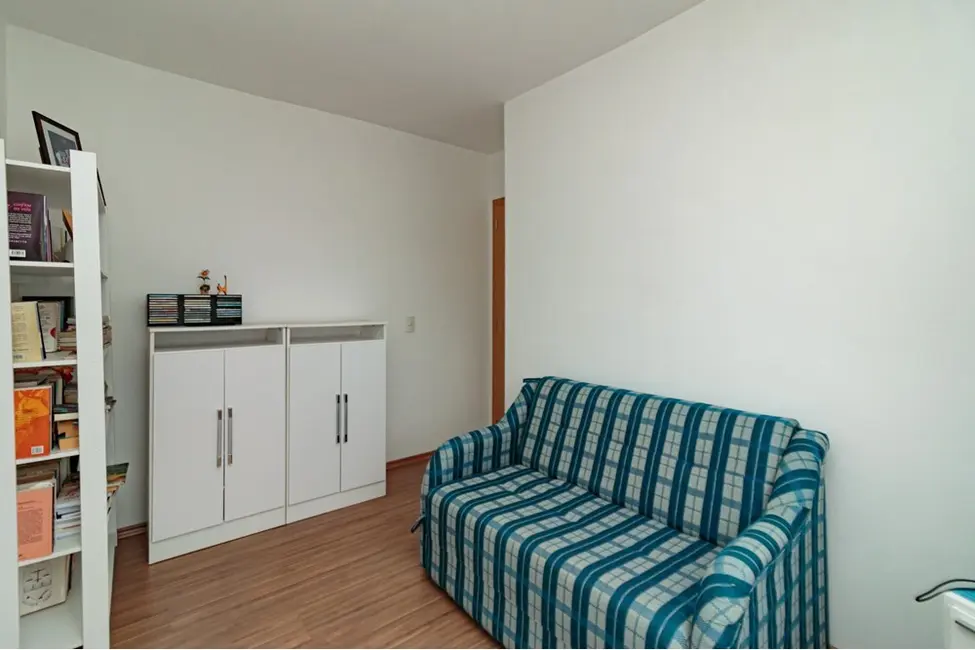 Foto 8 de Apartamento com 3 quartos à venda, 68m2 em Jardim Carvalho, Porto Alegre - RS