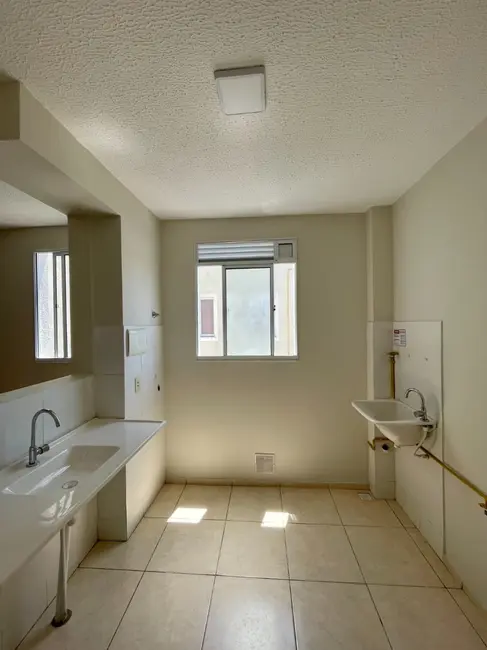 Apartamento com 2 quartos à venda, 44m2 em Jardim Leopoldina, Porto Alegre - RS - imagem 5 Foto 5 de Apartamento com 2 quartos à venda, 44m2 em Jardim Leopoldina, Porto Alegre - RS