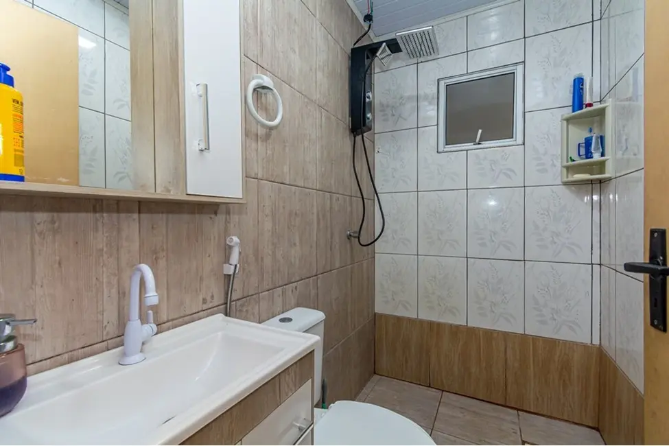 Casa com 3 quartos à venda, 125m2 em Igara, Canoas - RS - imagem 9 Foto 9 de Casa com 3 quartos à venda, 125m2 em Igara, Canoas - RS