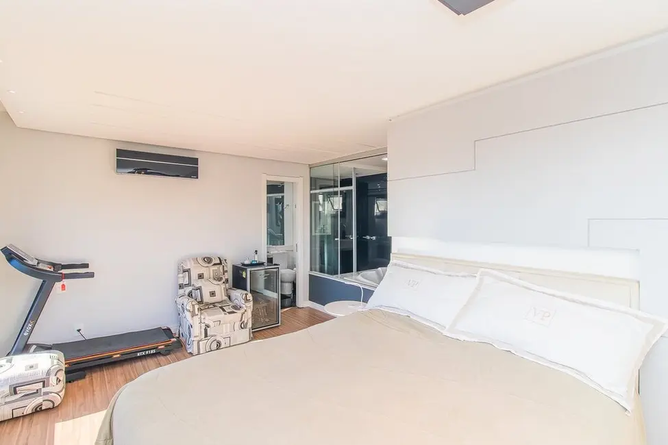 Foto 3 de Apartamento com 2 quartos à venda, 129m2 em Cristal, Porto Alegre - RS