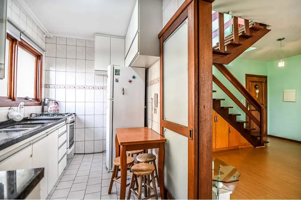 Cobertura com 3 quartos à venda, 163m2 em Teresópolis, Porto Alegre - RS - imagem 7 Foto 7 de Cobertura com 3 quartos à venda, 163m2 em Teresópolis, Porto Alegre - RS