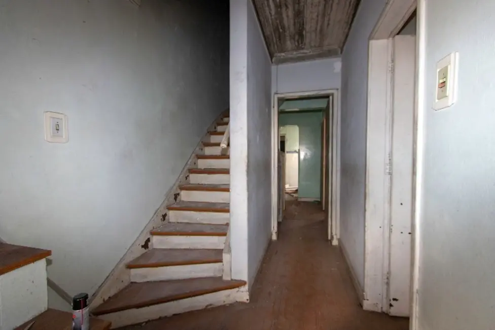 Foto 2 de Casa com 5 quartos à venda, 144m2 em Independência, Porto Alegre - RS